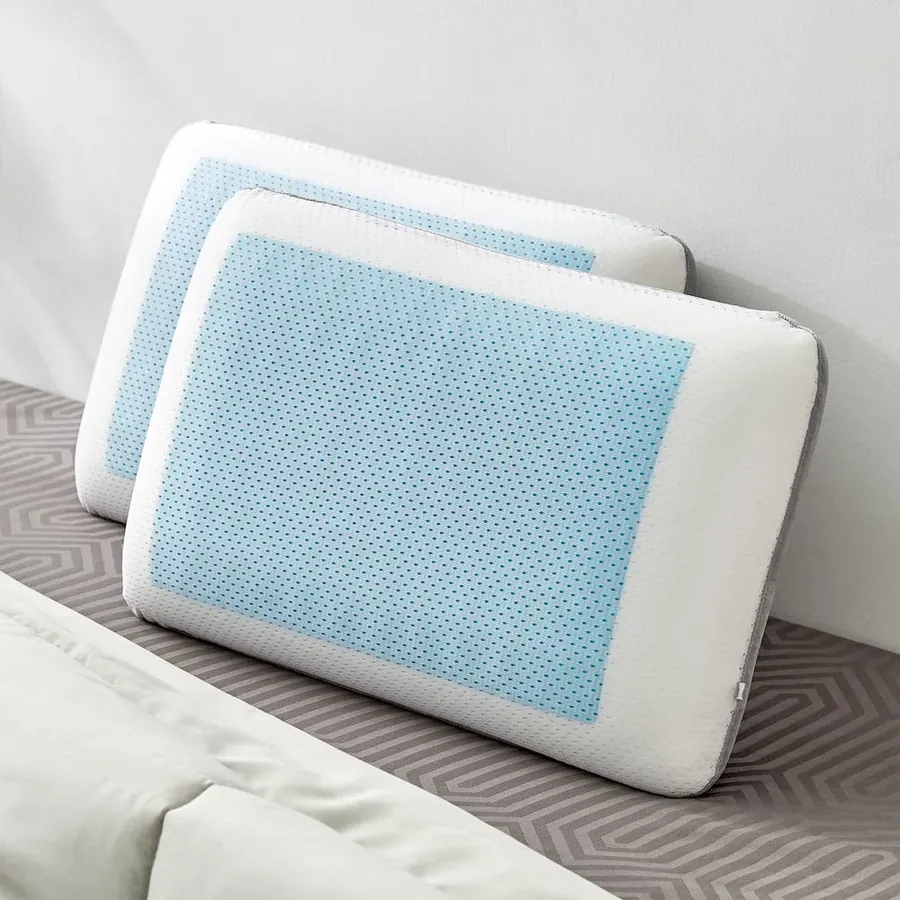 Pillows & Pillow Covers